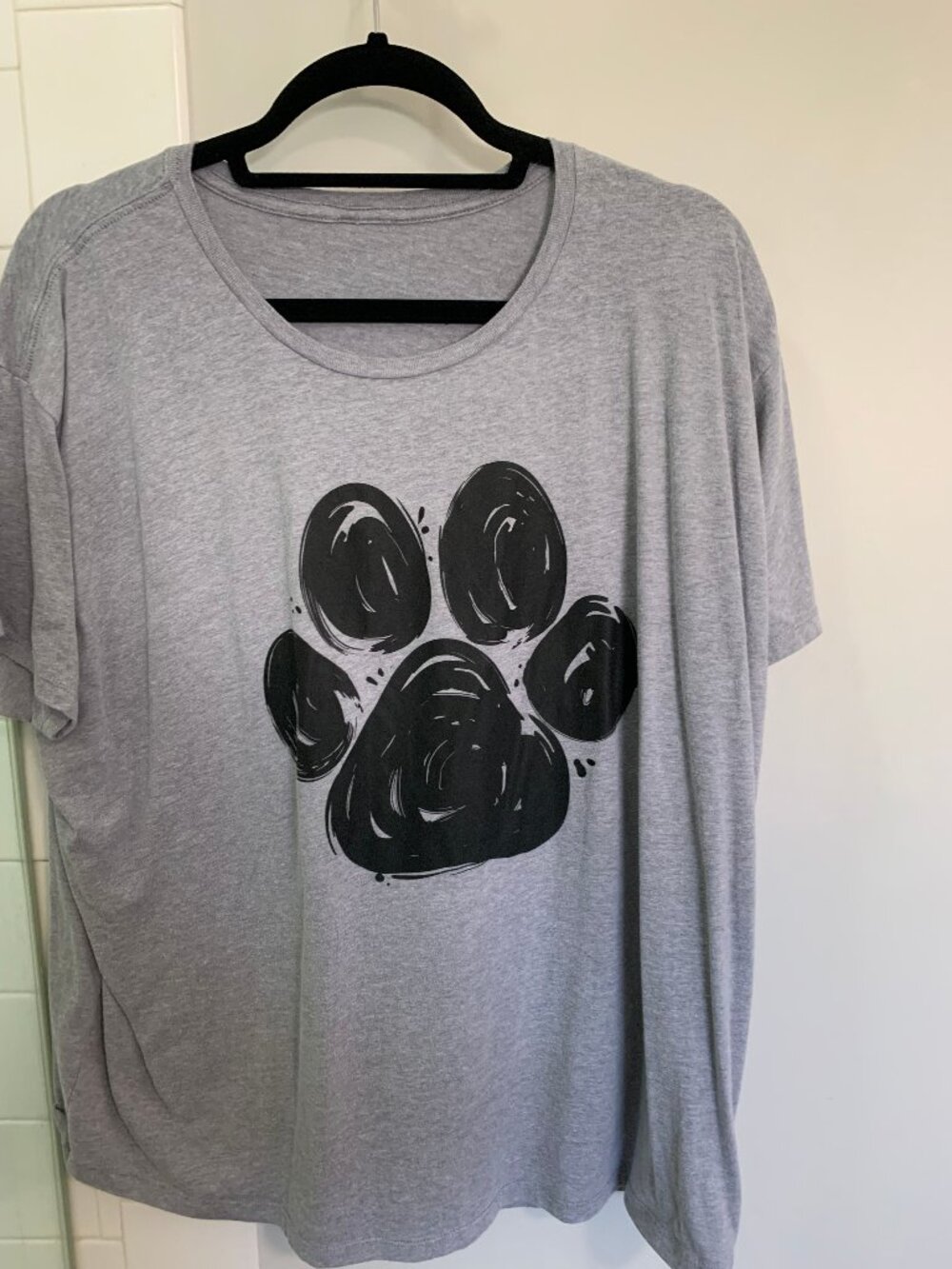Women's Dog Paw Print T Shirt size XL
